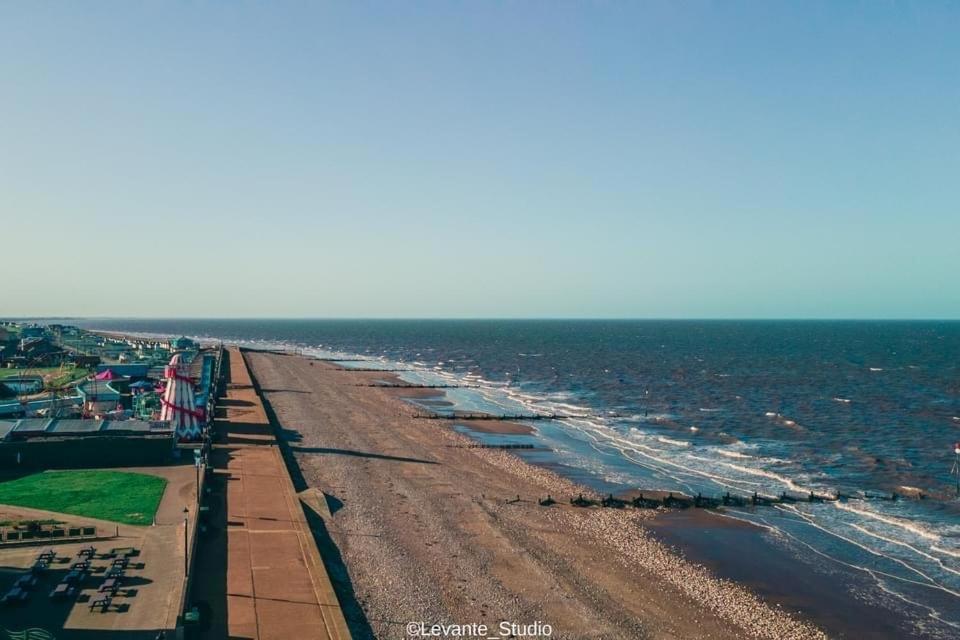 Gone To The Beach Flat 1 Hunstanton Exterior photo